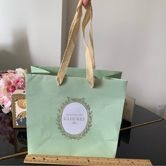 Ladurre Paris Box and Shopping Bag with a macarons description sheet(?) Nov 2024 - Picture 8 of 12